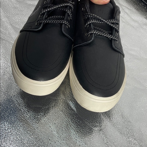 Ralph Lauren Men's Black and Cream Sneakers - Picture 2 of 6